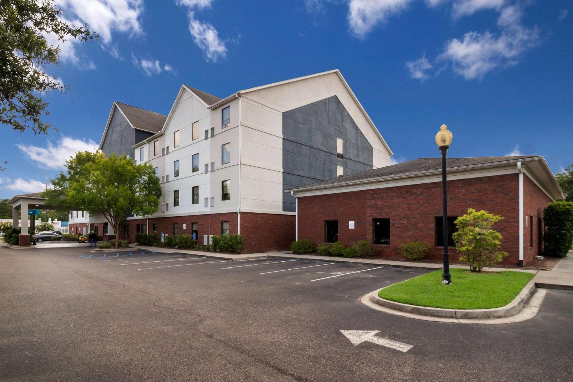 Clarion Pointe Charleston - West Ashley Hotell Eksteriør bilde